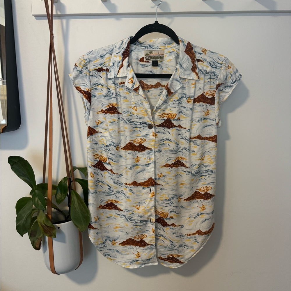 Patagonia White Button Down Shirt Notched Collar